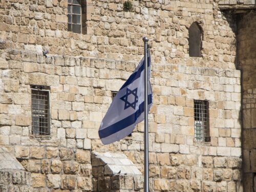 ISRAELE,  PRIMO PAESE AL MONDO A IMPORRE SECONDA QUARANTENA TOTALE