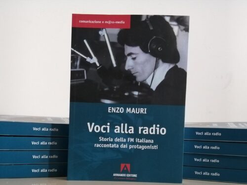Libri. “Voci alla radio”, intervista all’autore Enzo Mauri