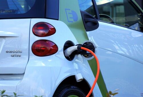 Incentivi auto 2022: come ottenere il bonus per l’acquisto di auto elettriche